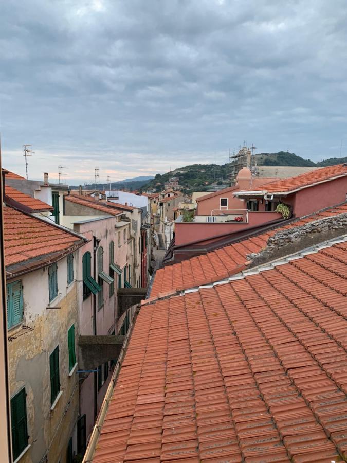 Casa Del Poeta Apartman Riva Ligure Kültér fotó