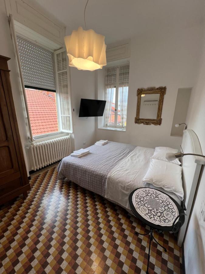 Casa Del Poeta Apartman Riva Ligure Kültér fotó