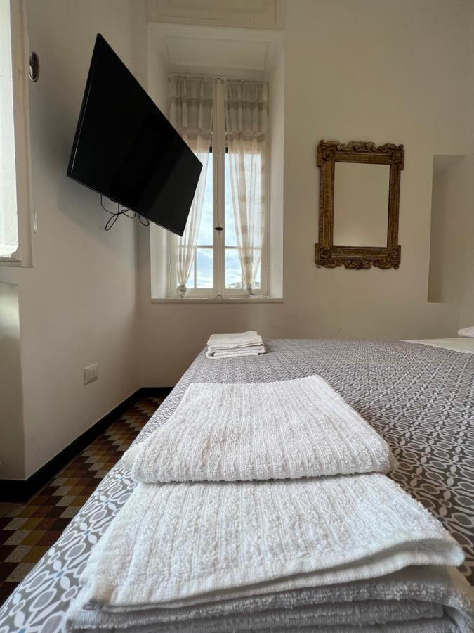 Casa Del Poeta Apartman Riva Ligure Kültér fotó