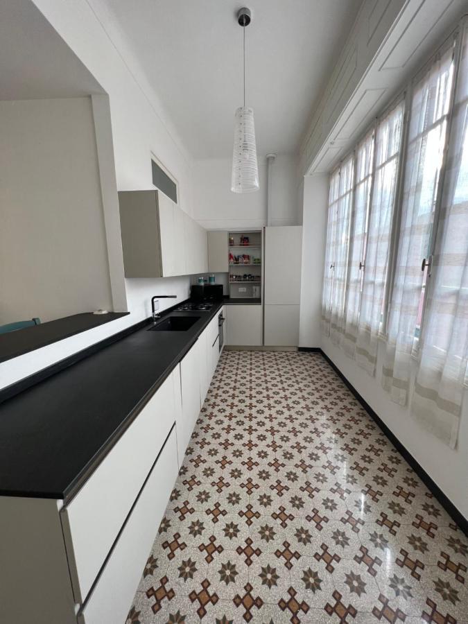 Casa Del Poeta Apartman Riva Ligure Kültér fotó